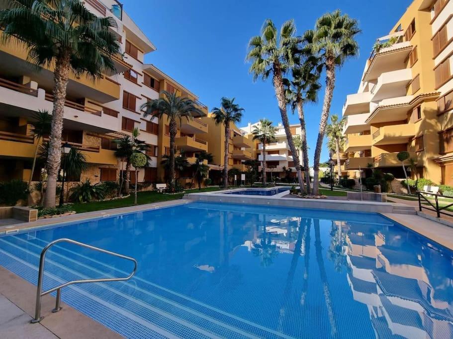 Olivia Sunny 2 Bedroom Apartament Punta Prima Torrevieja Kültér fotó
