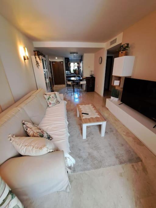 Olivia Sunny 2 Bedroom Apartament Punta Prima Torrevieja Kültér fotó