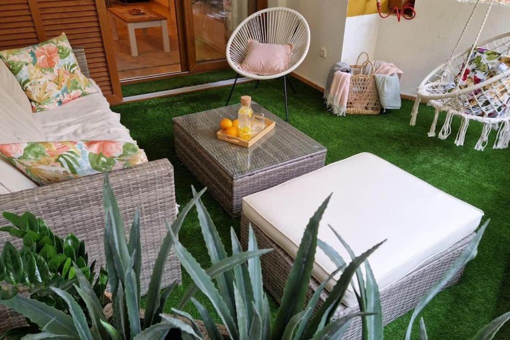 Olivia Sunny 2 Bedroom Apartament Punta Prima Torrevieja Kültér fotó
