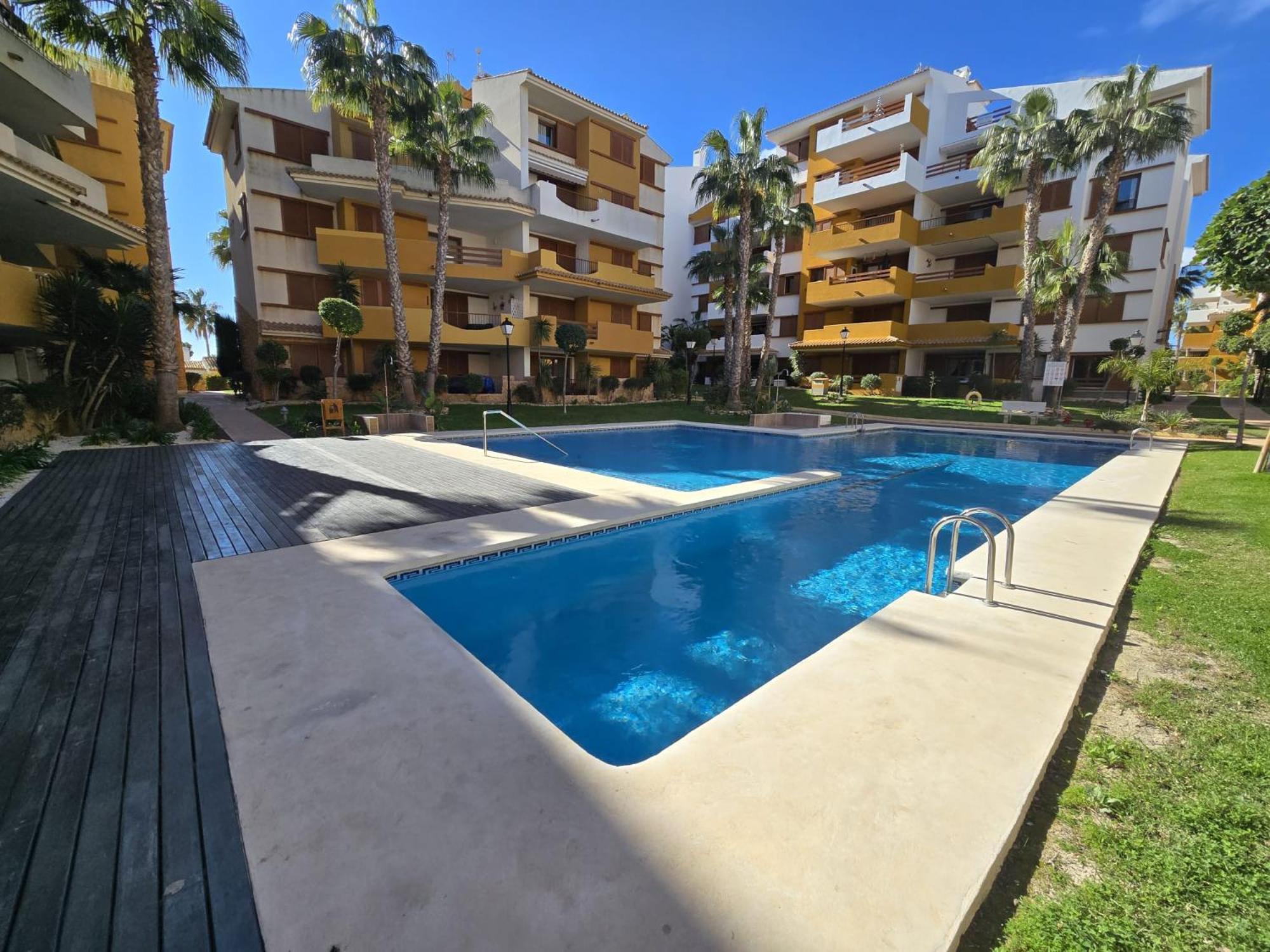 Olivia Sunny 2 Bedroom Apartament Punta Prima Torrevieja Kültér fotó
